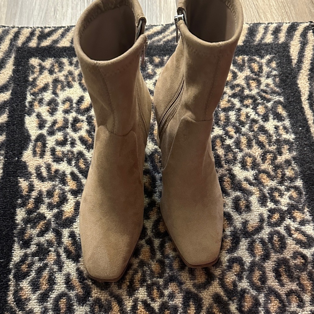 Dolce Vita size 7.5 new